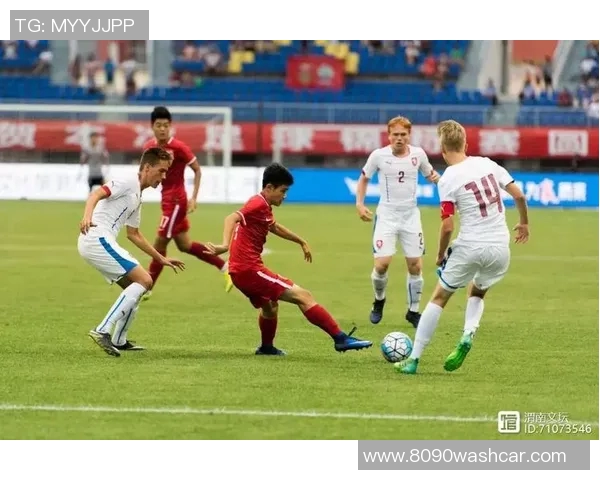 南京足球队在世锦赛中的比赛经验与表现分析与点评