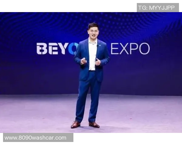 火箭队与快船队第三场激战回顾球员表现与战术分析全景呈现